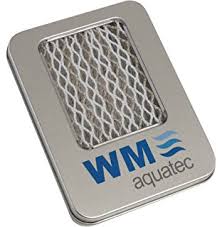 Die Silberionen des Silberschwamms halten das Wasser sauber